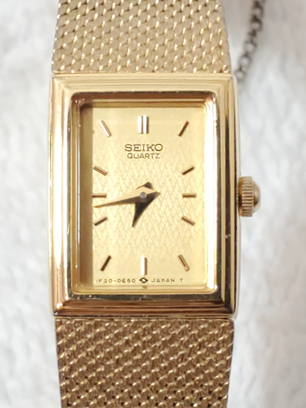 Vintage Seiko Women's Quartz Dress Gold Plated Tank Watch Mesh Band 1F20-5C00